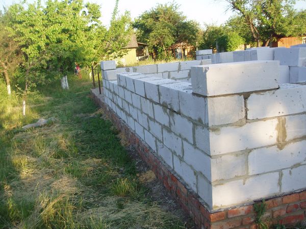 Угол дома из газосиликата
