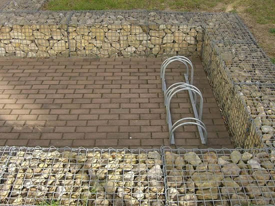 Бассейн из камня